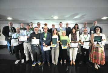 COASHIQ premia en Valencia a las empresas más comprometidas de la industria química y afines