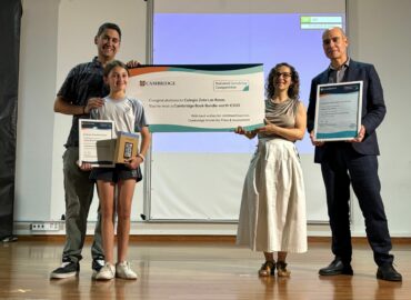 La primera National Speaking Competition de Cambridge University Press & Assessment reconoce el talento de los estudiantes más destacados en comunicación oral en inglés