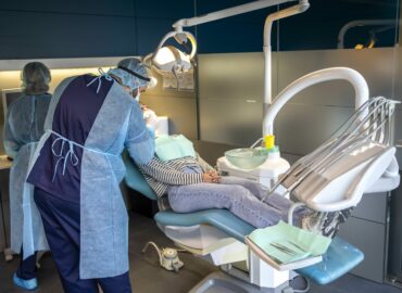 El COEC alerta de que la detección precoz puede elevar hasta el 90 % la supervivencia del cáncer oral