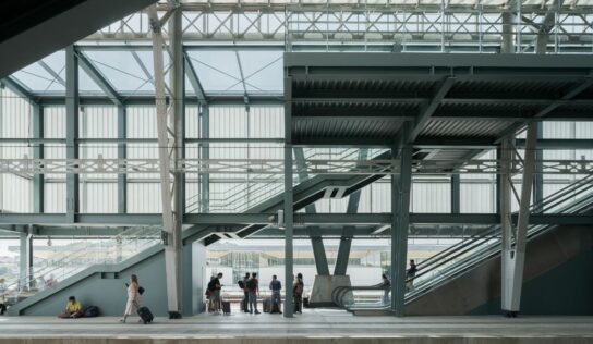 Comenza en el nuevo edificio de viajeros de la estación Santiago de Compostela-Daniel Castelao