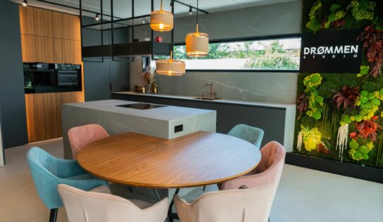 Studio Drommen impulsa el diseño de cocinas en Madrid desde su estudio de interiorismo en Torrelodones