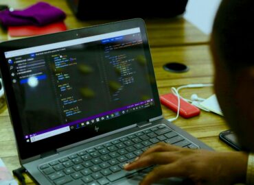 Los nuevos másteres tech ya no forman solo expertos digitales: buscan perfiles capaces de traducir tecnología en negocio