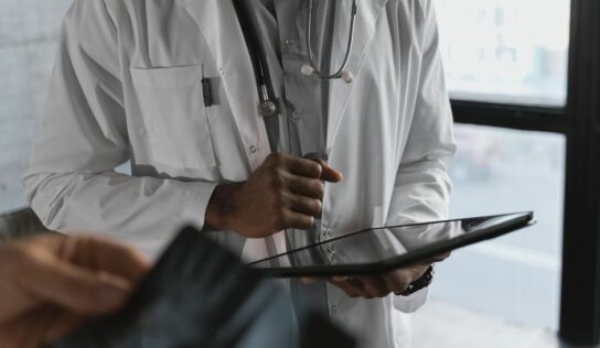 UNIE Universidad lanza el Máster de Formación Permanente en Inteligencia Artificial Aplicada a la Salud