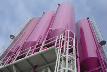 SATECMA celebra 50 años de innovación con soluciones tecnológicas al servicio de la construcción, la agricultura y la industria