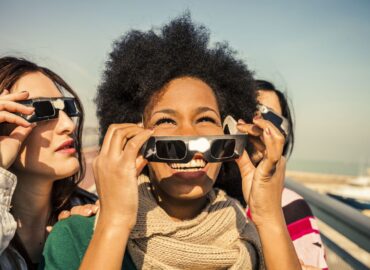 Las búsquedas internacionales al norte de España durante el eclipse solar crecen un 98% según KAYAK