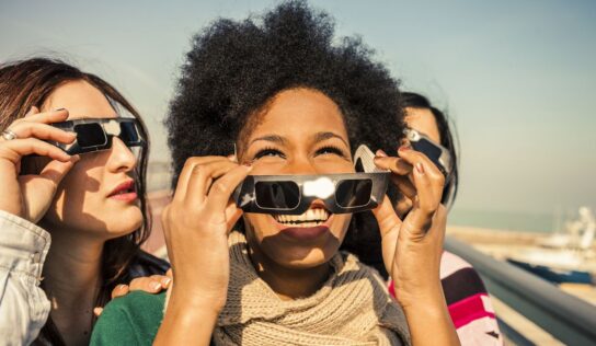 Las búsquedas internacionales al norte de España durante el eclipse solar crecen un 98% según KAYAK