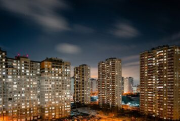 El 33% de los hogares españoles se considera financieramente estable, pero el 29% no puede ahorrar