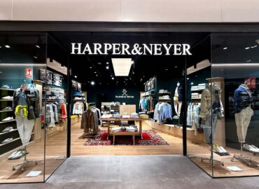 <div>Harper & Neyer suma dos tiendas en su plan para alcanzar los 100 millones en 2030</div>