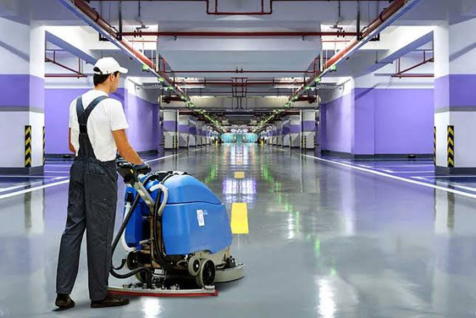 Una plaza limpia facilita su mantenimiento Una plaza limpia facilita su mantenimiento