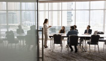 Las empresas españolas en EEUU pueden recurrir a visados E-1 y E-2 ante el encarecimiento propuesto del OPT