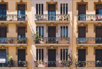 Cuatro de cada diez viviendas en alquiler en España superan los 1.500 euros mensuales