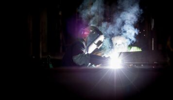 Solda Electric ofrece equipos de soldadura TIG de Lincoln Electric para aplicaciones profesionales